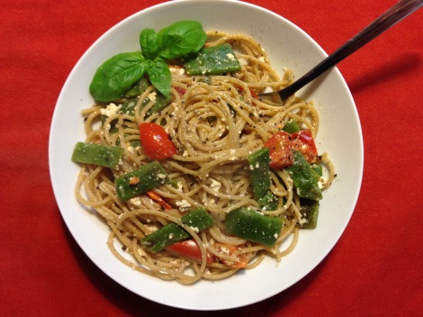 Spaghetti Taccole, pomodori e ricotta